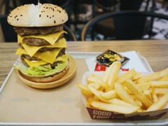 -牛纽塔·牛人堡(群众路店)