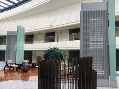 -上海滴水湖皇冠假日酒店