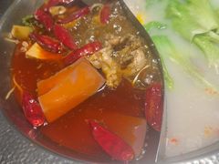 -麻田会 ·鲜活现烹·牛蛙火锅(珠江新城维家思广场店)