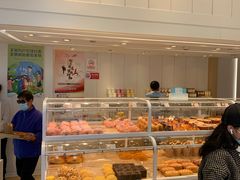 面包甜点陈列柜-好利来(望京中福店)