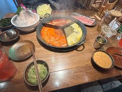 -巴卤社老火锅(财富店)