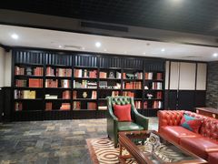 -上海锦江汤臣洲际大酒店柒酒廊