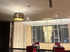 -粤尚腾香居中餐厅(首都机场希尔顿店)