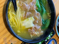 -勺子米线·云南传统小吃市集(四方街店)