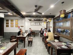 -长人馄饨铺(解放街店)