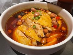 -辣尚瘾·烤鱼·新川菜(交大直营店)