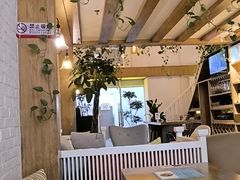 -红卡Cafe(尚8里店)