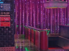 -UK派对KTV(日月广场店)