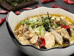 -吴越荣记苏州菜·松鼠桂鱼100%活鱼现做(斜塘老街店)