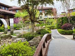 -大连金石滩绿发温泉假日酒店