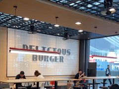 -麦当劳(宁波火车高铁站店)