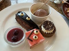 -怡咖啡海鲜自助餐厅(浦东香格里拉店)