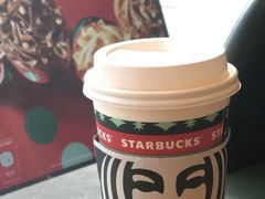 香草味拿铁-星巴克(天津有巢公馆店)