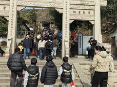 -灵岩山风景区