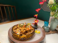 -佬麻雀·剁椒鱼头(京基KK One店)