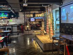 -JINNS锦时 steak&pizza(浸信会礼拜堂旧址店)
