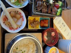 -味太助·银饭食堂(中华城店)
