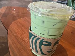 抹茶拿铁中-星巴克臻选(武汉经开永旺梦乐城店)