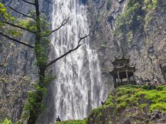 -刘伯温故里景区百丈漈