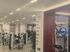 -英派斯健身旗舰店(海信国际中心馆)