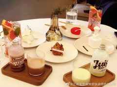 -玲婧胡同·生日蛋糕·餐厅(嘉里城店)