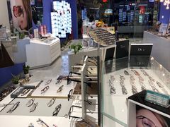 -茂昌眼镜(南京西路店)