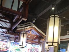 -川流不息·地道川菜·小龙虾(新松江路店)