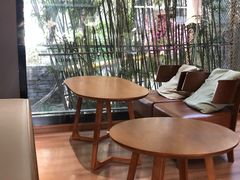 靠窗位-一叶觅山(半边街店)
