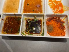 -山焱·炭火自助烤肉(周浦万达店)