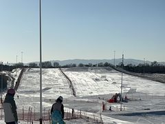 -华彬猛犸滑雪场