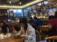 大堂-头壹号 大油条·老长沙盖码饭(清河店)