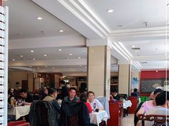 大堂-鑫巴蜀小镇 · 水煮鱼专研店(玉桥店)