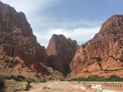 -天山神秘大峡谷