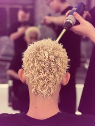 -厘里·salon