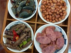 -乔家小院•本地小海鲜•非遗驴肉(万年泉路店)