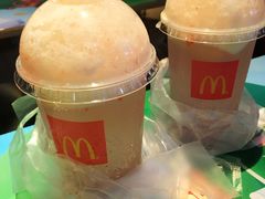 草莓麦旋酷-麦当劳(龙之梦购物中心店)