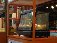 -三亚火车头万人海鲜广场