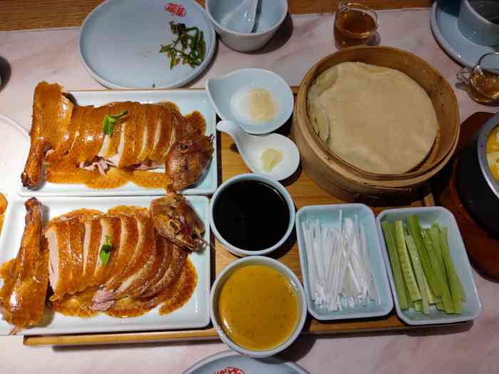 柳林烤鸭店(甘家口店)-"位置在甘家口大厦六层一上扶梯 左拐 在金.