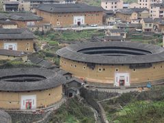-初溪土楼群