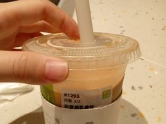 厚乳拿铁-奈雪的茶(华强北中航城店)