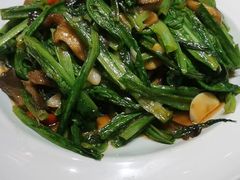 -九转小磨·非遗东北菜(群力店)