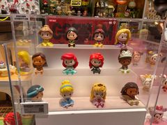 -泡泡玛特POPMART(上海环球港店)