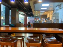 大堂-The Habit Burger Grill 哈比特汉堡(复兴soho店)