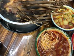 -咏勝锑锅麻辣烫(净居寺路总店)