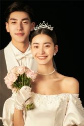-易摄影婚纱摄影工作室