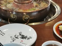 -岳记兴隆·青城腊排铜火锅(融创店)