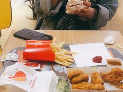 -麦当劳(海岸城店)