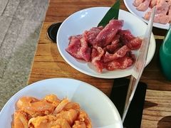 香拌鸡腿肉-小花花炭火烤肉·十五年延吉风味(左家庄店)