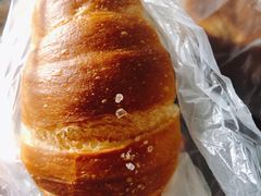 -Dough&Joe团憩(瑞虹天地月亮湾店)