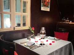 -弦月窗LUNETTE BY AMANDA(复兴路店)